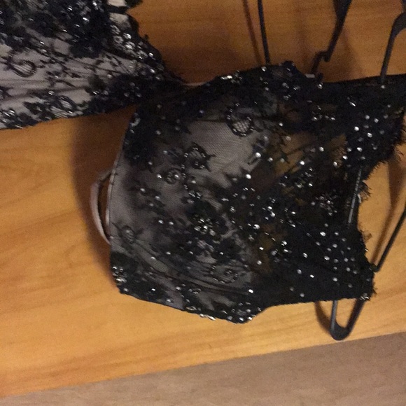 Prom dress - Picture 3 of 5